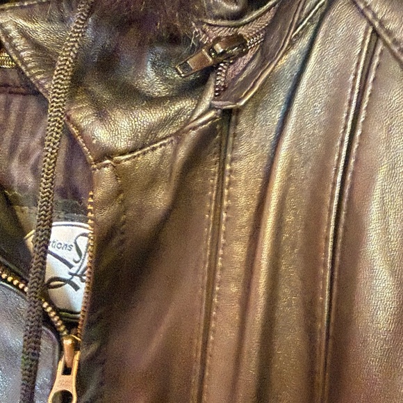 Women's Black Leather Hooded Jacket with Fur Trim - Genuine Leather - Picture 13 of 13